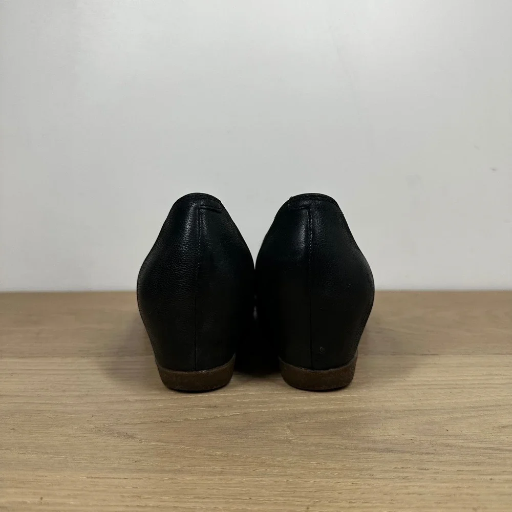 Dansko Wedge Shoes Women 6 Black Leather Slip On Comfort Minimalist Workwear